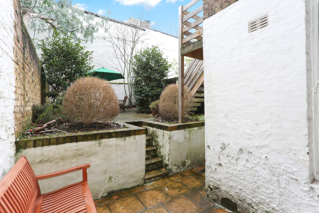 162950424 - Flat B, 90 Beaufort Street, London SW3 - 1