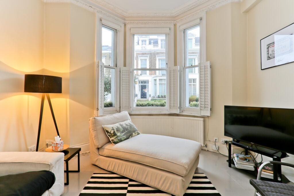 162950424 - Flat B, 90 Beaufort Street, London SW3 - 22